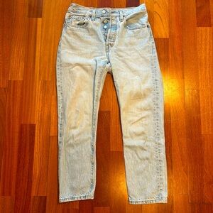 Levi's Classic Light Blue Straight Jeans